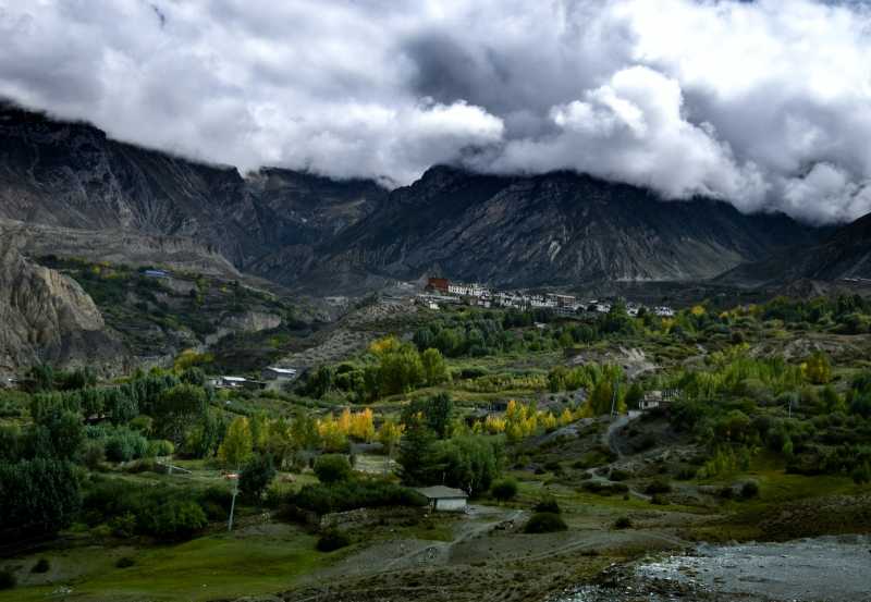 mountains_mustang_nepal.jpeg